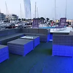 Houseboat Nomadream Гданьск
