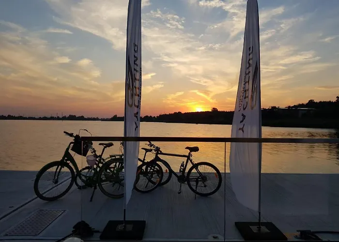 Houseboat Nomadream Bådhotel