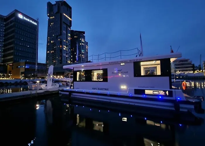 Houseboat Nomadream Bådhotel Gdańsk