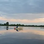 Hotel na wodzie Houseboat Nomadream